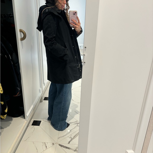 Burberry Brit hooded raincoat - Picture 3 of 3